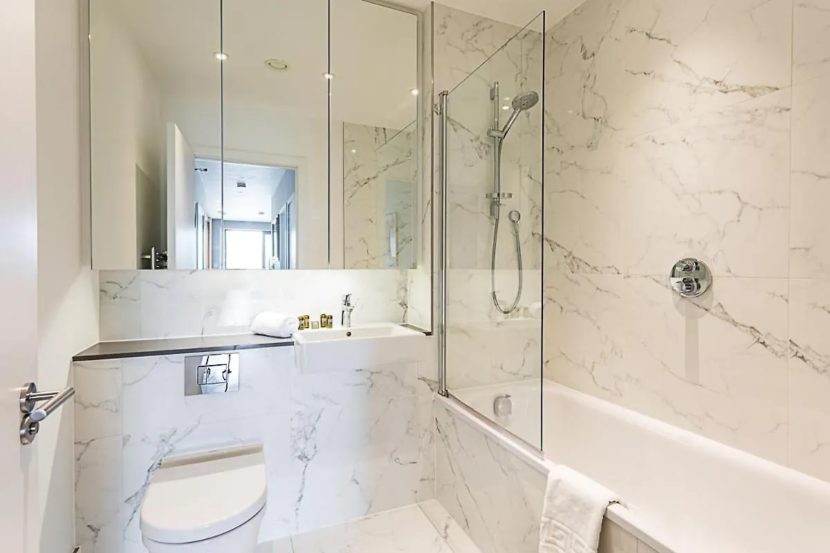 Stunning Surrey Quays Flat Apartment London 0*,  United Kingdom
