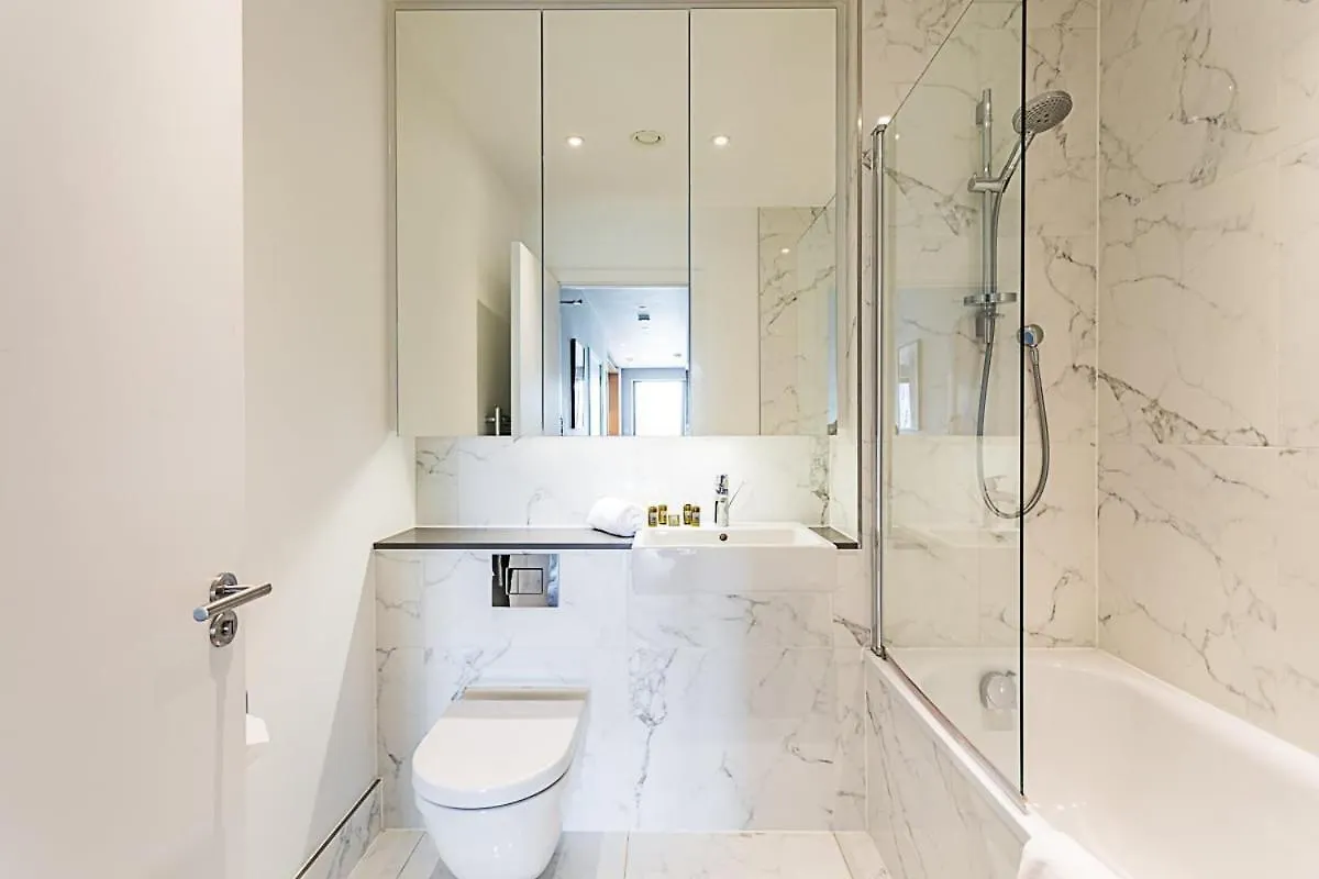 Stunning Surrey Quays Flat Apartment London United Kingdom